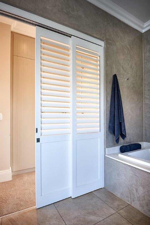 Custom plantation shutters